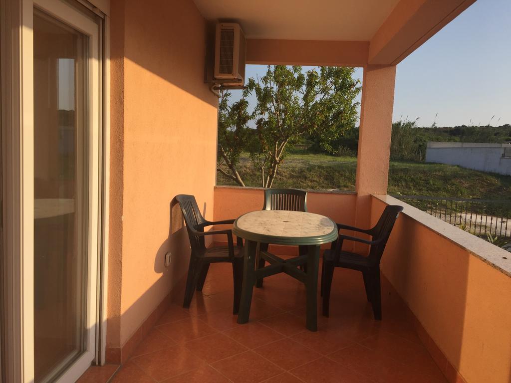 Sunny Rock Volme Apartments Banjole Dış mekan fotoğraf